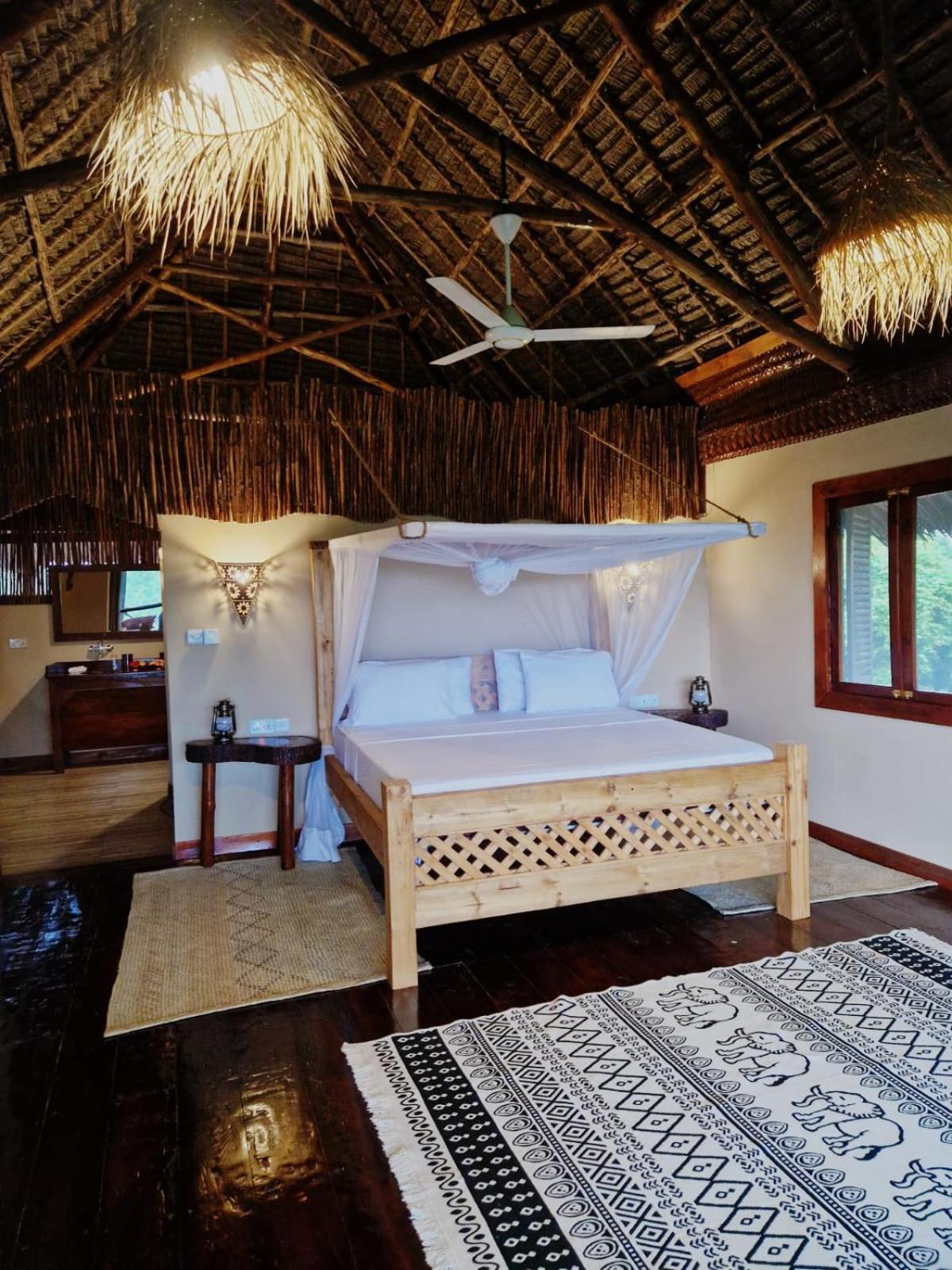 Monkey Mountain Lodge Mtende Dış mekan fotoğraf